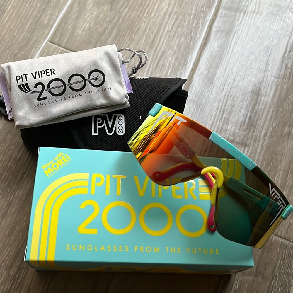 Pit Viper 2000 Sunglasses - The Playmate